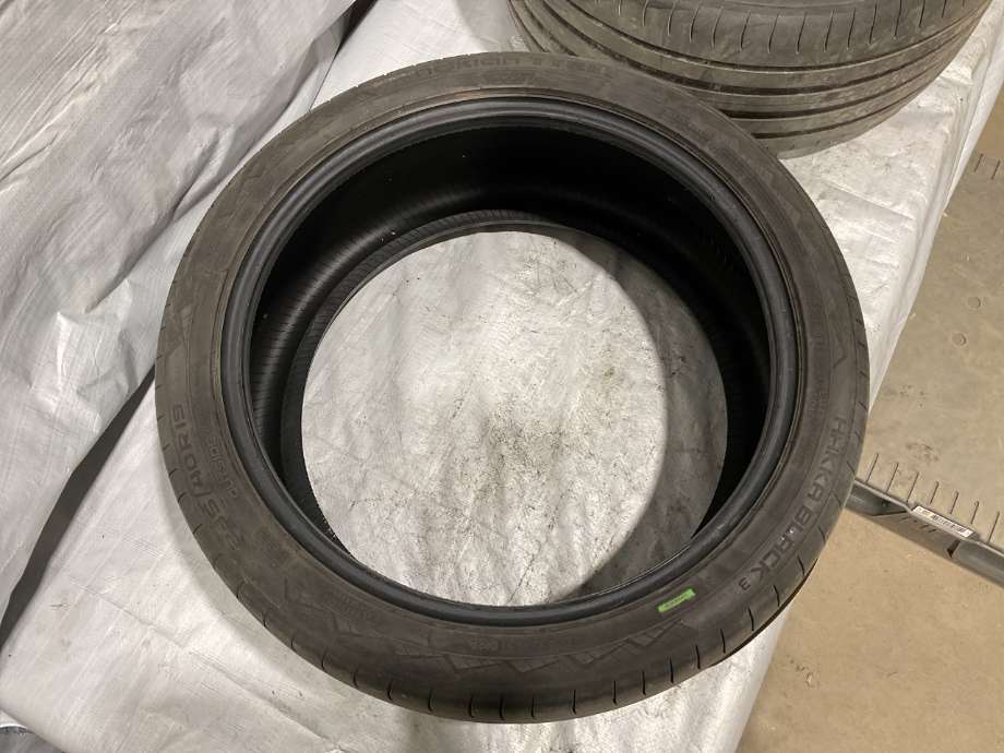 Dekk til Volvo V60 / V60 CC 2018-->> (Type II)  (VOLVO|5MM|HAKKA BLACK 3|0224)