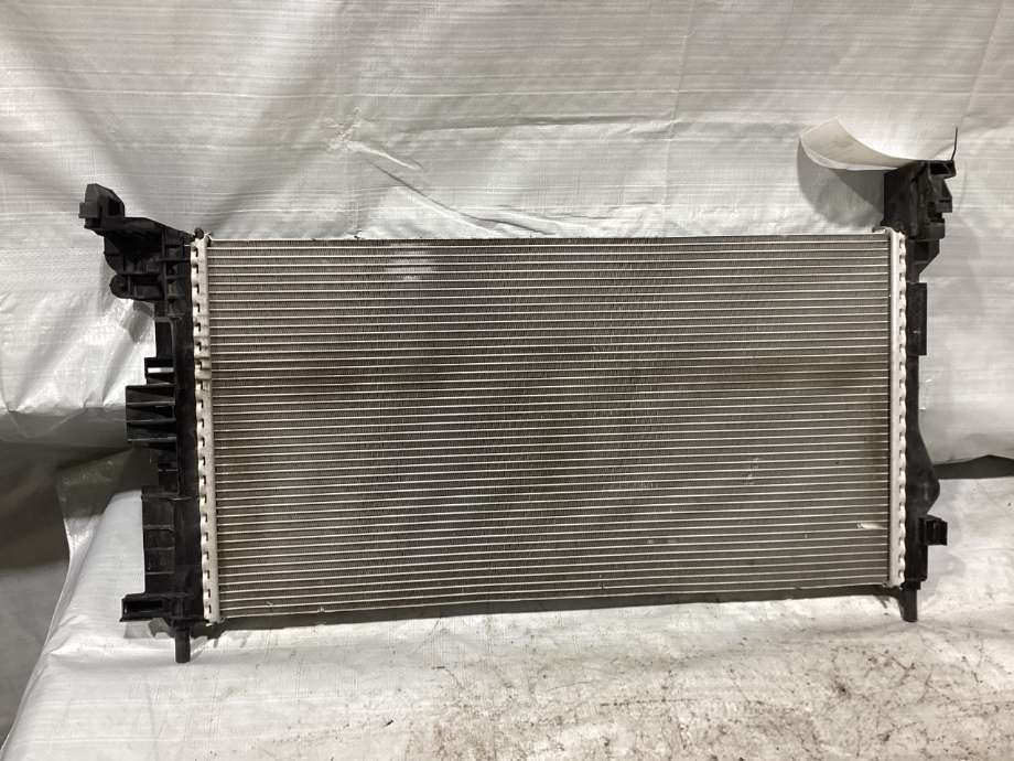 Radiator (automat gir) til Volvo V60 / V60 CC 2018-->> (Type II)  (VOLVO|32224829|)