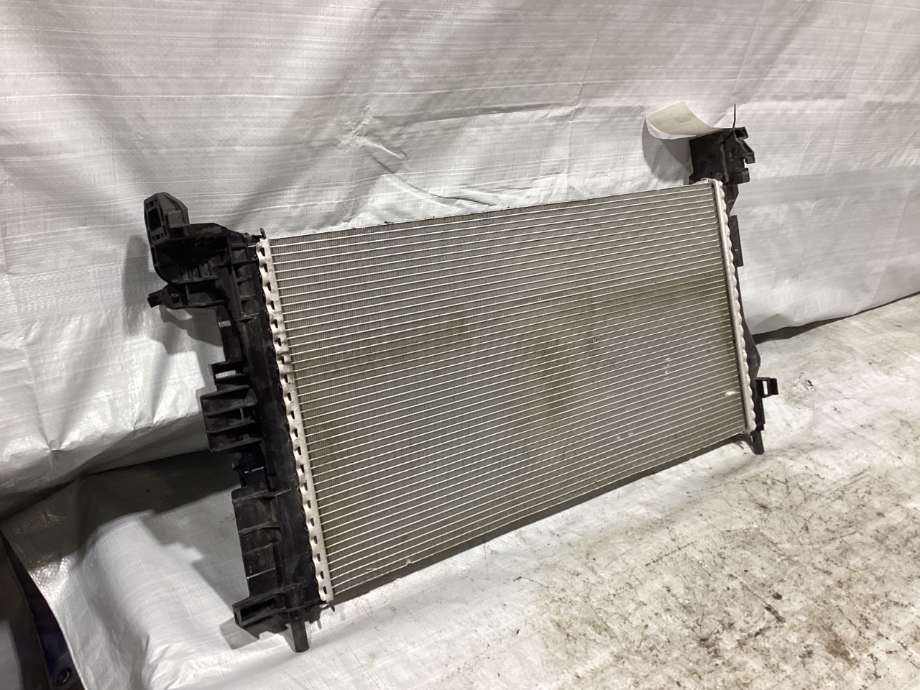 Radiator (automat gir) til Volvo V60 / V60 CC 2018-->> (Type II)  (VOLVO|32224829|)