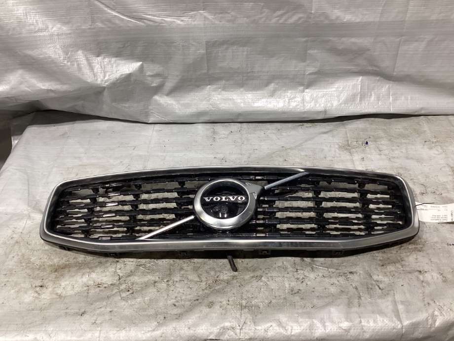 Grill til Volvo V60 / V60 CC 2018-->> (Type II) (VOLVO|32132221|)