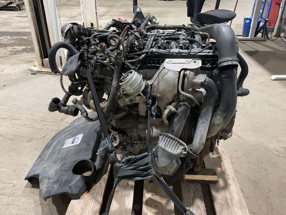 Motor diesel til Volvo XC60 2008-2013 (Type I, Fase 1) (VOLVO|36001936|D5244T17|)