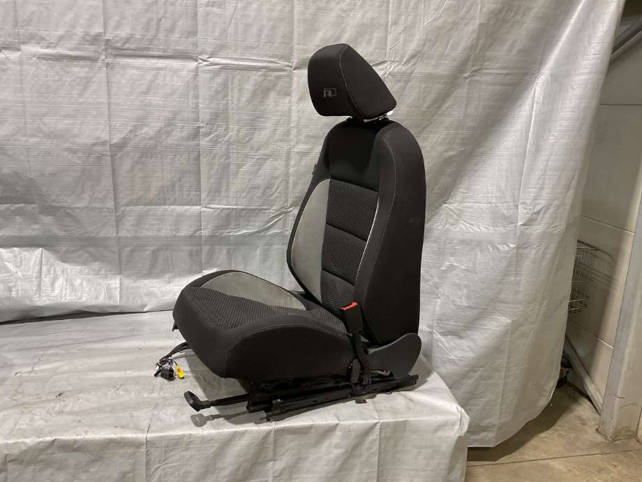 Sete foran høyre til VW Golf VI 2008-2012 (VOLKSWAGEN||R-LINE STOLER)