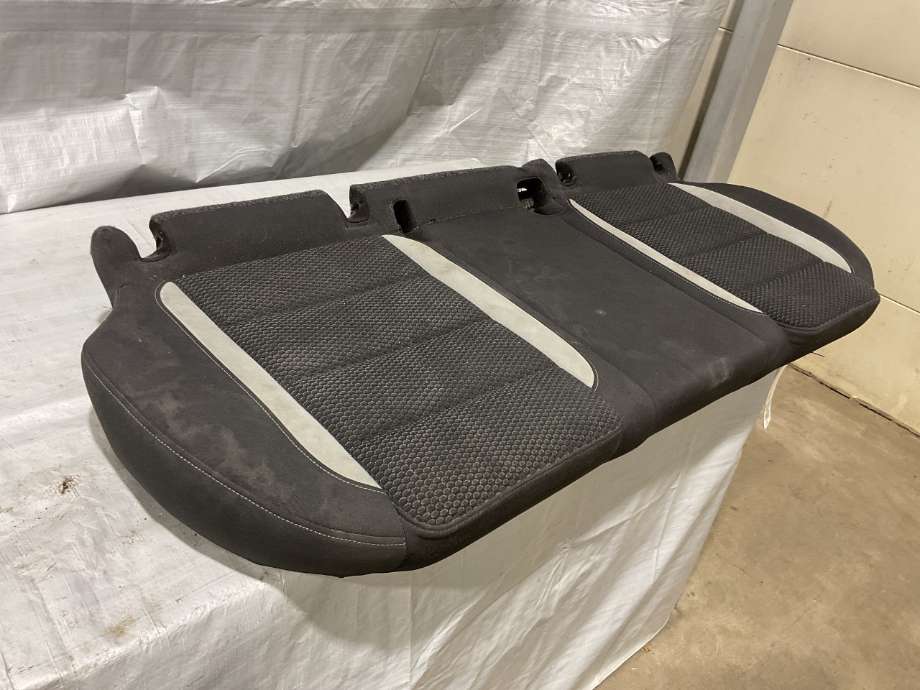 Sete bak til VW Golf VI 2008-2012  (VOLKSWAGEN|)