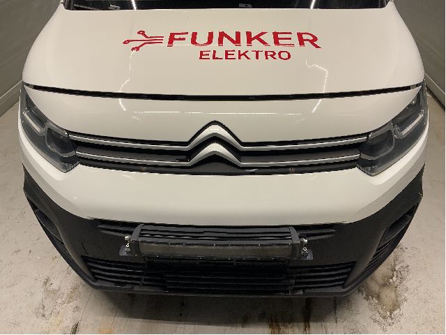 Støtfanger foran til Citroën Berlingo 2019-->> (Type III)  (CITROEN|16 326 562 80|16 326 567 80|16 326 566 80)