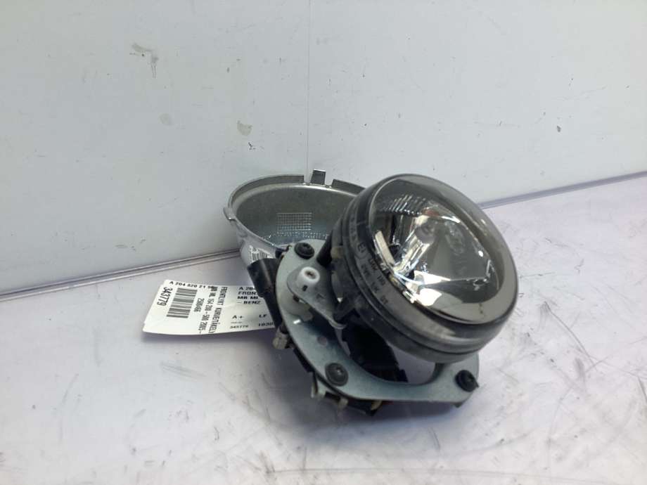 Tåkelykt høyre foran til Mercedes ML 2005-2011 (W164) (W164) (A 204 820 21 56|)