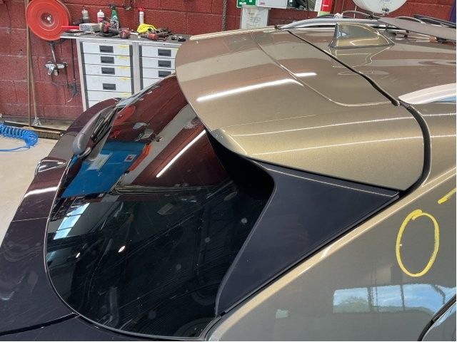 Spoiler bakluke til Toyota Yaris Cross (SUV), 2021-->> (TOYOTA|760850D910)