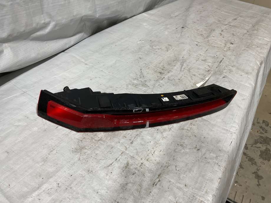 Baklykt venstre til BMW iX 2021-->> (I20) (I20) (BMW|63 21 5 A43 BC1|)