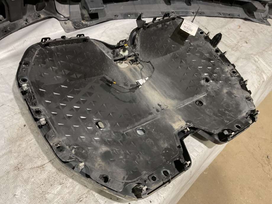 Grill til BMW iX 2021-->> (I20) (I20) (BMW|51 11 5 A32 787|51 13 9 464 477|)