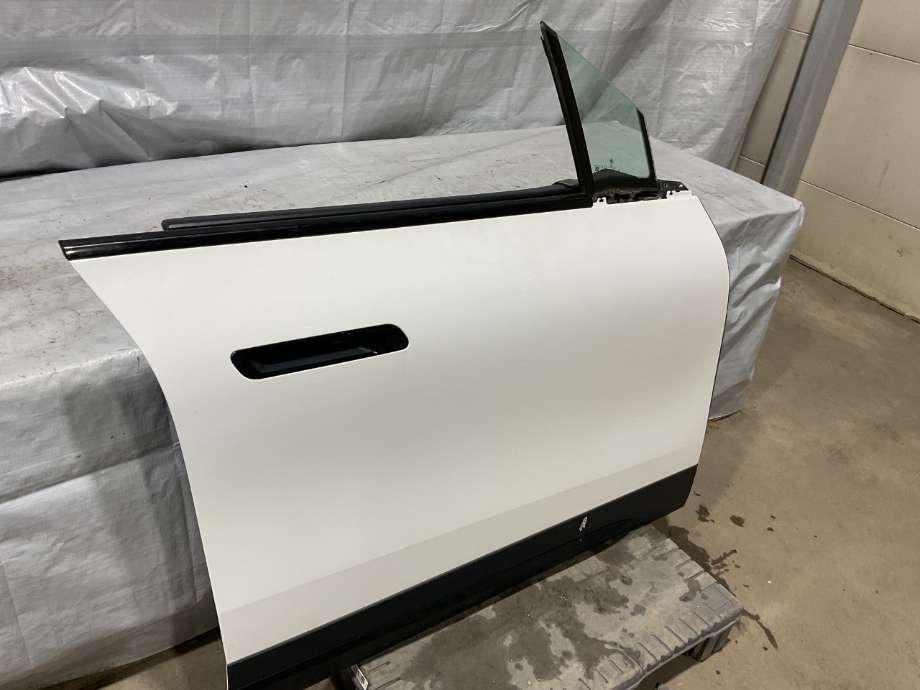 Dør høyre foran til BMW iX 2021-->> (I20) (I20) (BMW|41 00 9 880 292|)