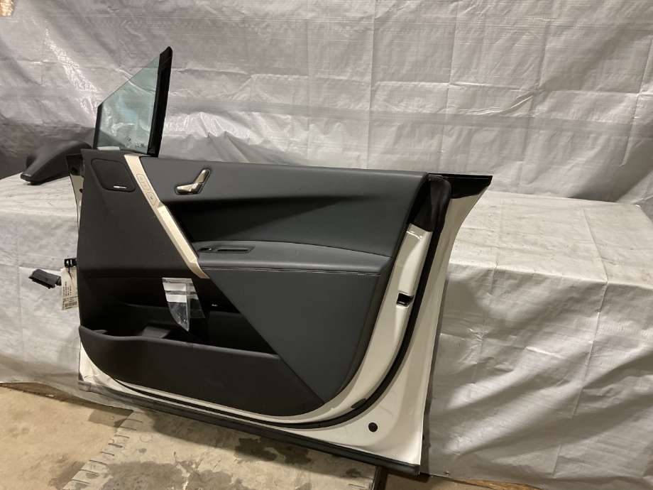 Dør høyre foran til BMW iX 2021-->> (I20) (I20) (BMW|41 00 9 880 292|)