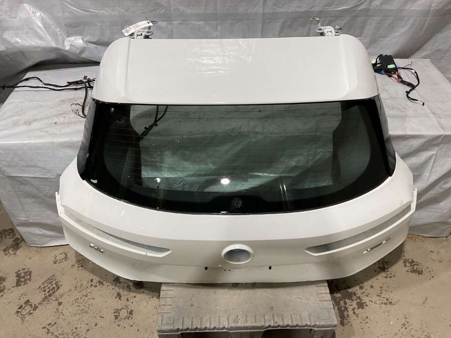 Bakluke til BMW iX 2021-->> (I20) (I20) (BMW|51 13 5 A28 7F5|41 62 9 621 635|51 62 5 A28 7F4)