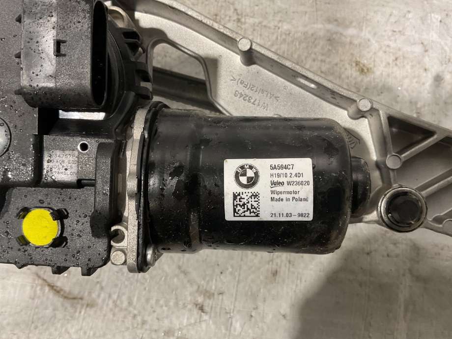 Viskermotor frontrute til BMW iX 2021-->> (I20) (I20) (BMW|61 61 5 A5C 6B6|)