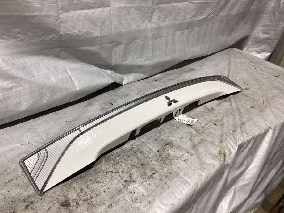Lister til Mitsubishi Outlander 2012-2015 (Type III, Fase 1) (MITSUBISHI|5817A255WA|)