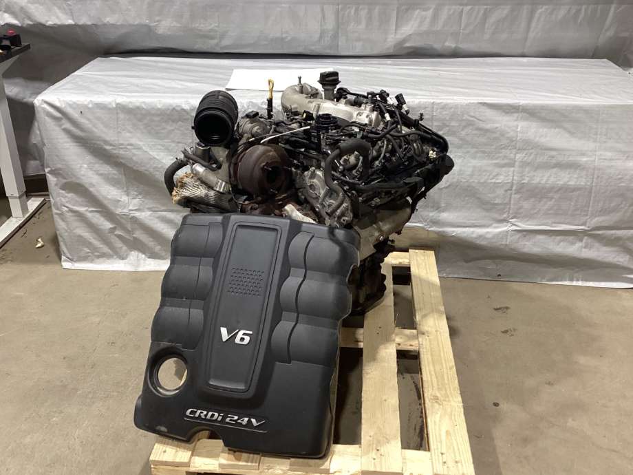 Motor diesel til Hyundai Ix55 2010-2011 (HYUNDAI|3.0 CRDI D6EA|102F13AU 00|102F13AU 01A)