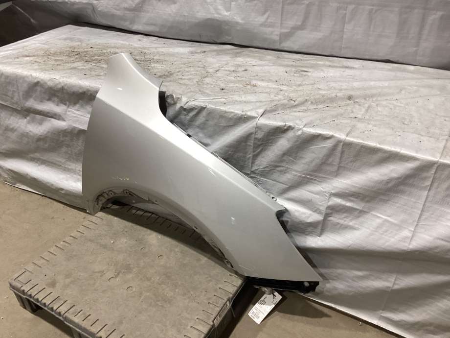 Skjerm høyre foran til Hyundai Ix55 2010-2011 (HYUNDAI|66320 3J200|)