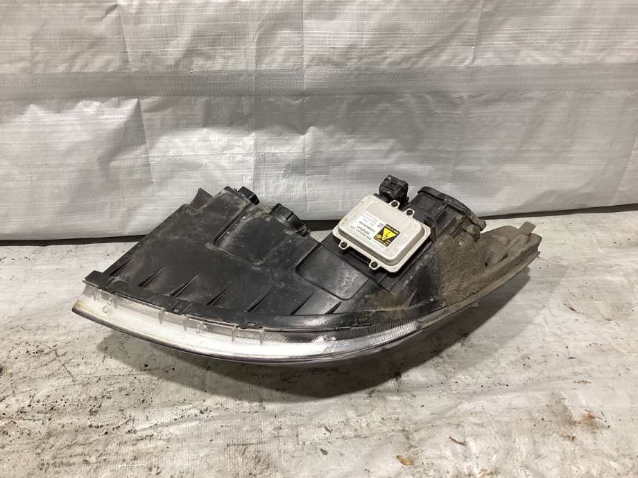 Frontlykt høyre halogen til Hyundai Ix55 2010-2011 (HYUNDAI|92102 3J320|)