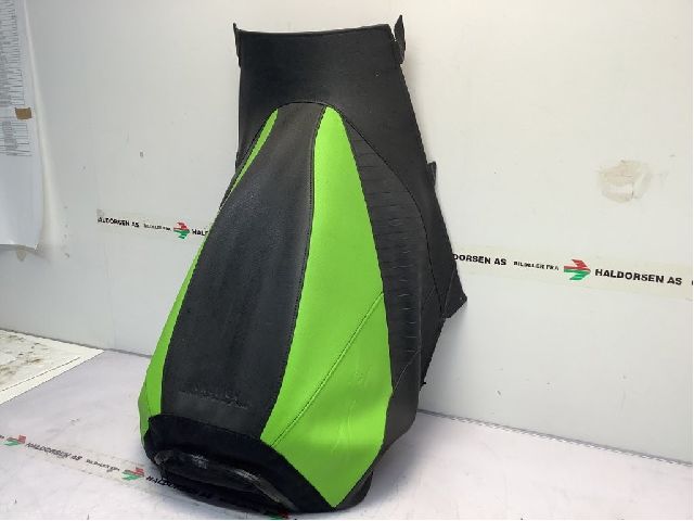 MC, Sal/sete, fremre til Snøscooter Arctic-Cat øvrige 0-->> (Arctic Cat M8000 - 146|6716-453||M8000)