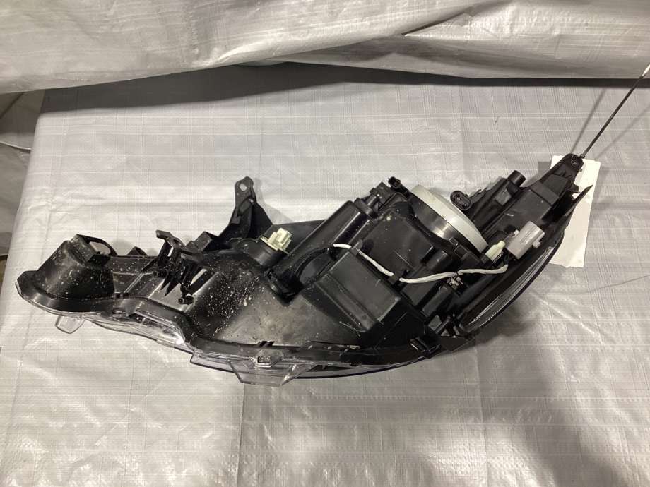 Frontlykt høyre halogen til Mopedbil Ligier JS50 2015-2024 (Type I)  
