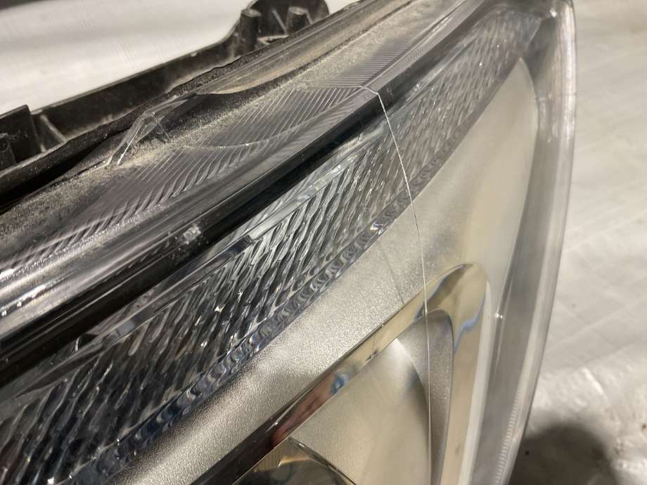 Frontlykt venstre halogen til Mopedbil Ligier JS60 0-->> (LIGIER JS60|)