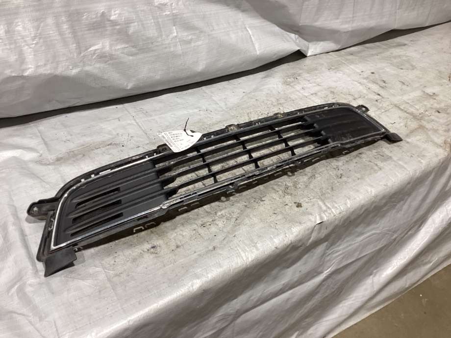 Diverse deler til Mitsubishi Outlander 2012-2015 (Type III, Fase 1) (MITSUBISHI|6402A319|)