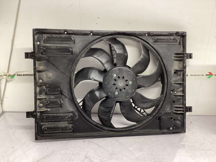 Aircondition radiator til VW e-Golf 2017-2020 (Fase 2) (VOLKSWAGEN|5Q0 121 205 AR|)