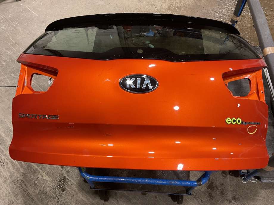 Bakluke til Kia Sportage 2010-2016 (Type III)  (73700 3U010|)