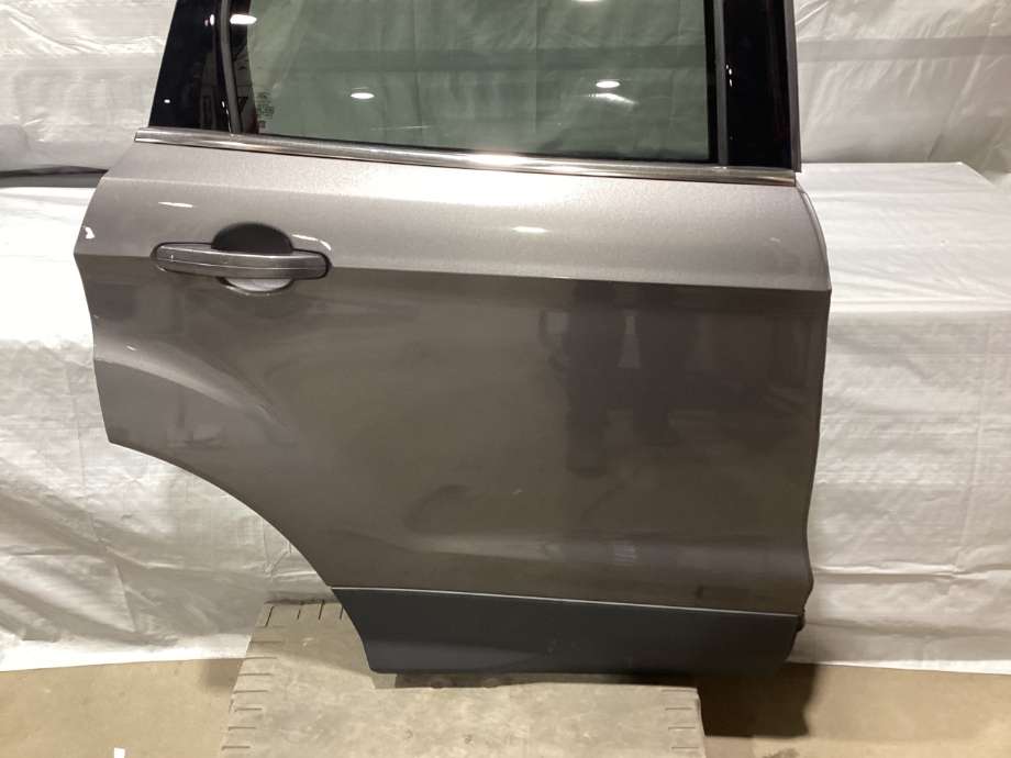 Dør høyre bak til Ford Kuga 2013-2019 (FORD|DV44-S24704-AB|2290955|)