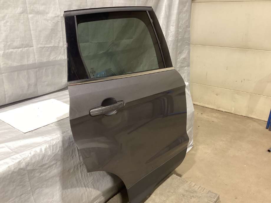 Dør høyre bak til Ford Kuga 2013-2019 (FORD|DV44-S24704-AB|2290955|)