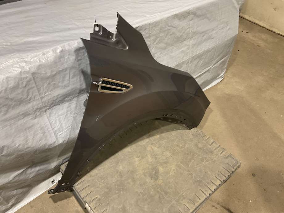 Skjerm høyre foran til Ford Kuga 2013-2019 (FORD|CJ54-16005-AG|5216949|)