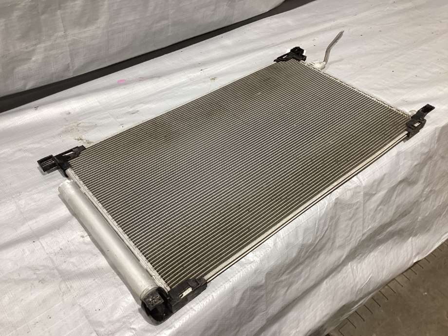 Aircondition radiator til Toyota RAV4 2019-->> (Type V) (TOYOTA|884A042070|)