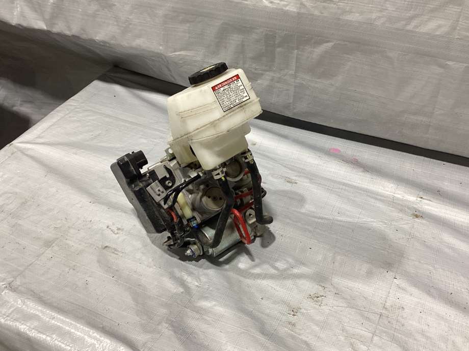 Bremsepumpe hoved til Toyota RAV4 2019-->> (Type V)  (TOYOTA|4705042380|)