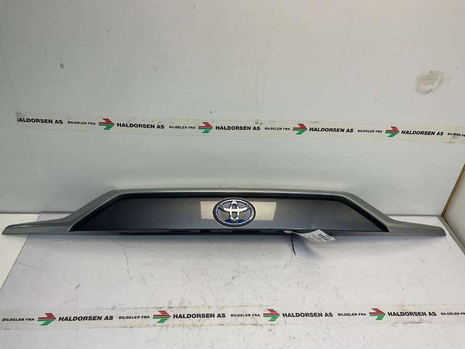 Lister til Toyota RAV4 2019-->> (Type V) (TOYOTA|7680142908|76811-42390|76801-42240/1)
