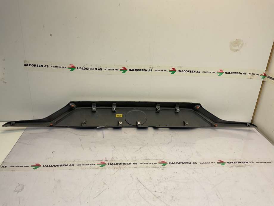 Lister til Toyota RAV4 2019-->> (Type V) (TOYOTA|7680142908|76811-42390|76801-42240/1)