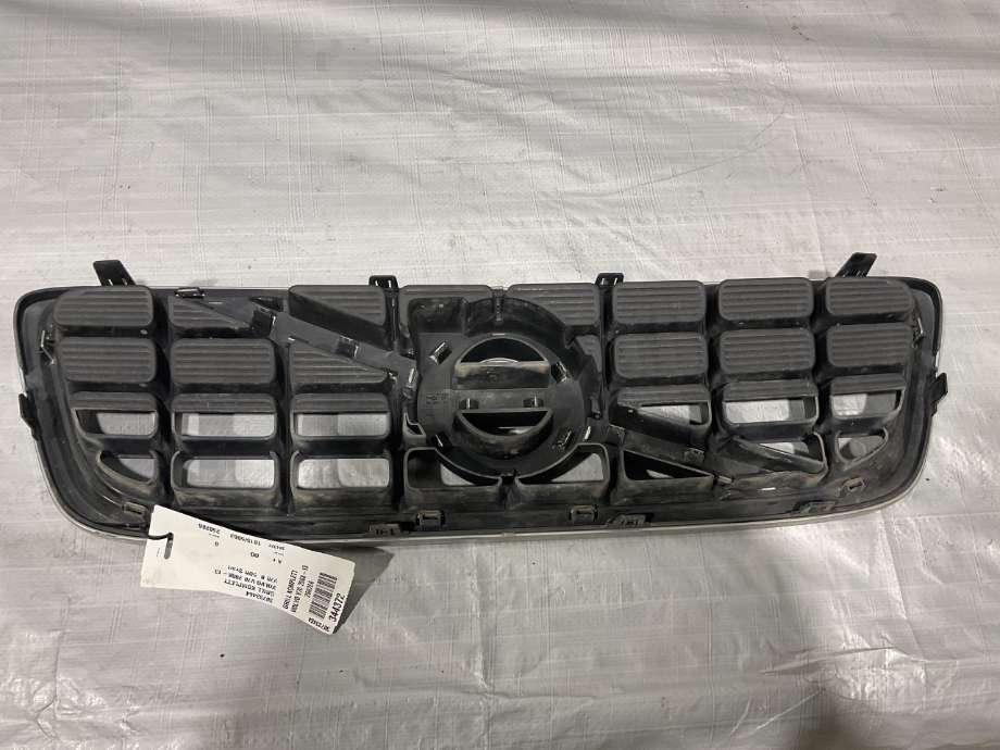 Grill til Volvo V70 2007-2013 (Type III, Fase 1)  (VOLVO|30733464|)