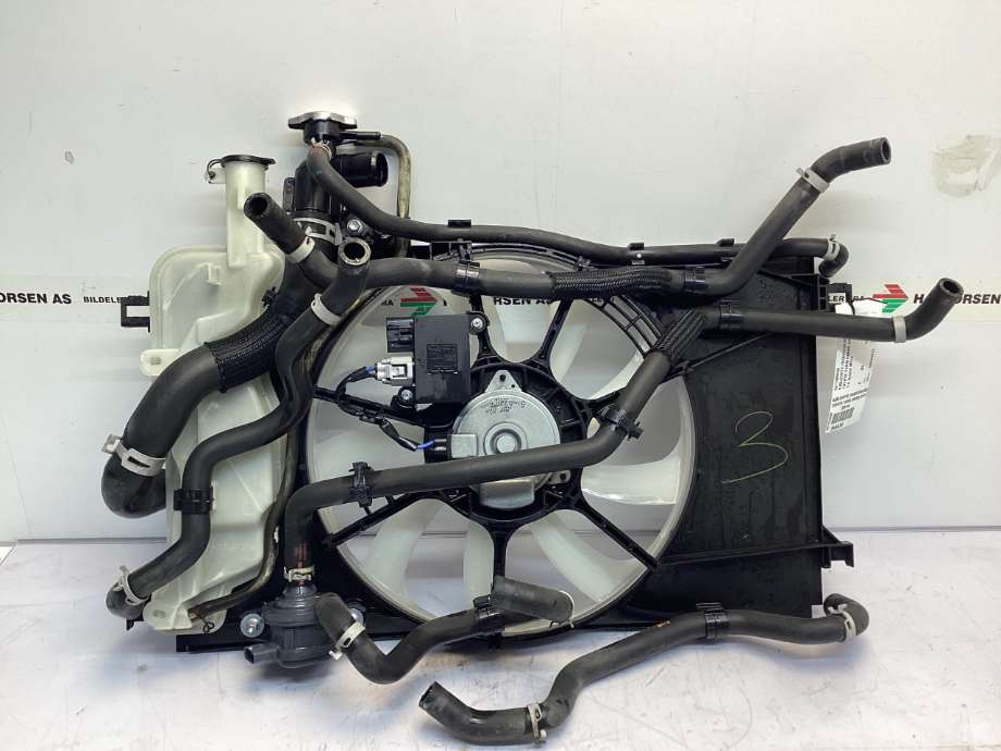Aircondition radiator til Toyota Yaris Cross (SUV), 2021-->>  (TOYOTA|16711K0060)