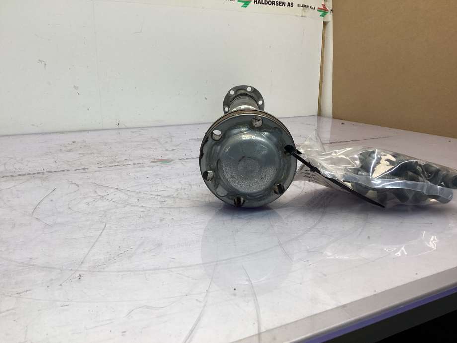 Mellomaksel fremre til Mercedes ML 2005-2011 (W164) (W164) (A 164 410 05 01|)