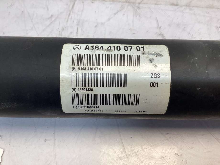 Mellomaksel fremre til Mercedes ML 2005-2011 (W164) (W164) (A 164 410 05 01|)