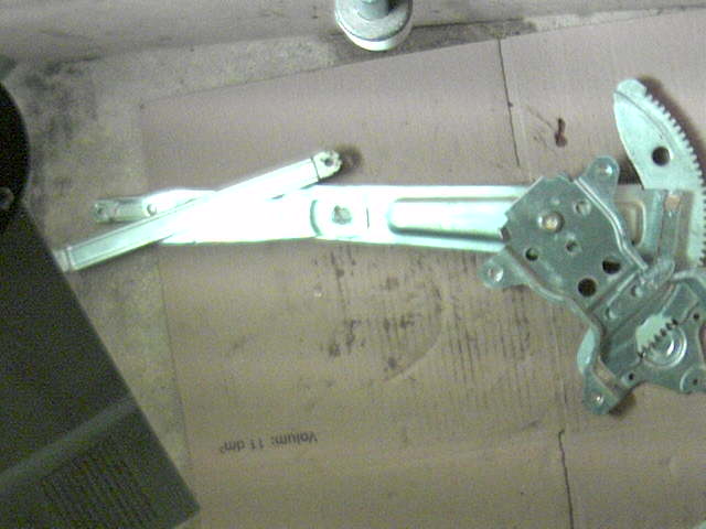 Ruteheis til Toyota Hilux, 2002-2005  (GAMMEL TYPE -06/05|6980335050)