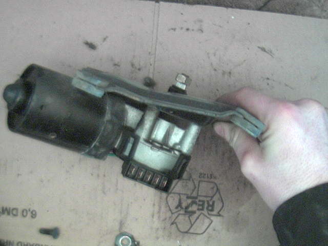 Viskermotor frontrute til Mitsubishi Carisma 1996-1999 (Fase 1) (MITSUBISHI CARISMA|)