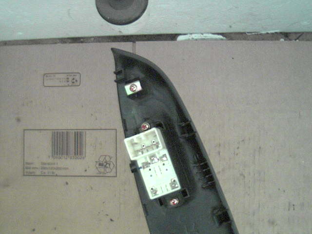 Bryter ruteheis til Hyundai Accent 2006-2009 (Type III)  (HYUNDAI ACCENT|9357820000|621W03620|)