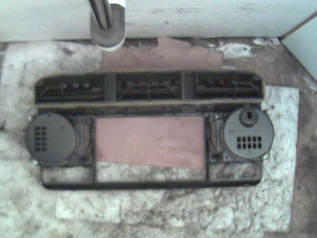 Dashbord koppholder til Nissan X-Trail 2002-2007 (T30) (T30) (NISSAN X-TRAIL  OBS. 4X4|)