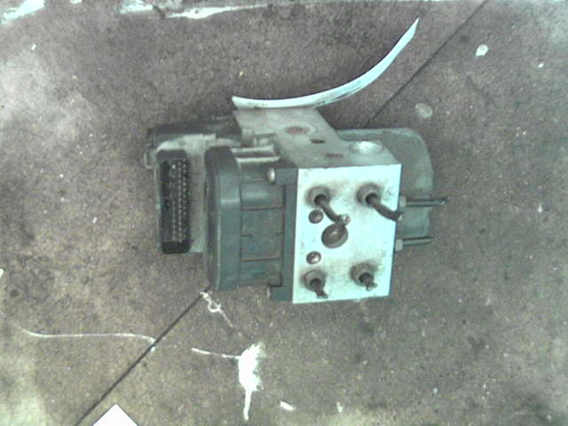 ABS sentral til Peugeot 406, 1999-2004 (Fase 2) (PEUGEOT 406|0273004270)
