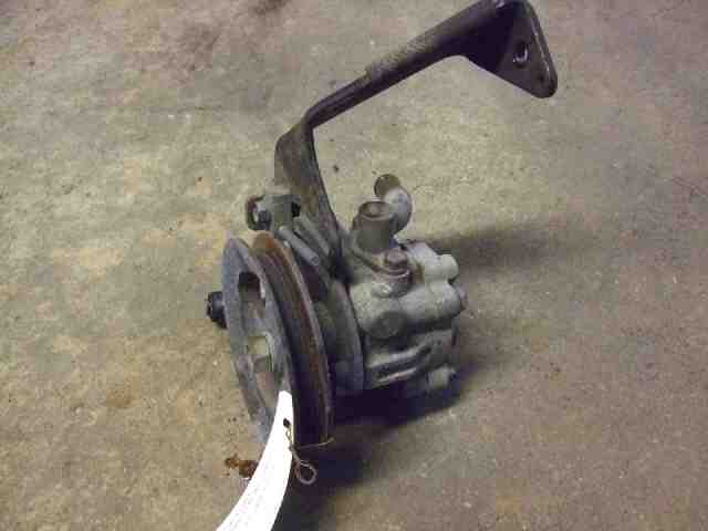 Servo pumpe mekanisk til Nissan Serena 1994-2001  (NISSAN SERENA CARGO 2.3 D|491109C60A|)