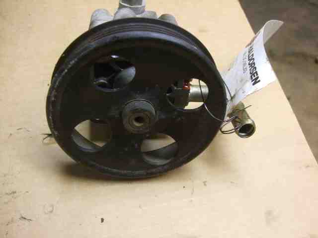 Servo pumpe mekanisk til Suzuki Grand Vitara 2005-2015 (Type III)  (SUZUKI GRAND VITARA|4910065J00|)