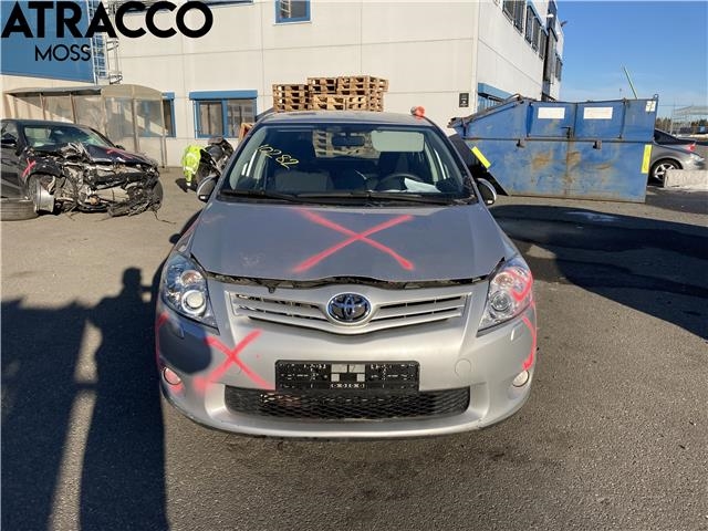 Toyota Auris 2010-2012 (Type I, Fase 2) , Motorkode: 1ND-TV, Girkassekode: Automat