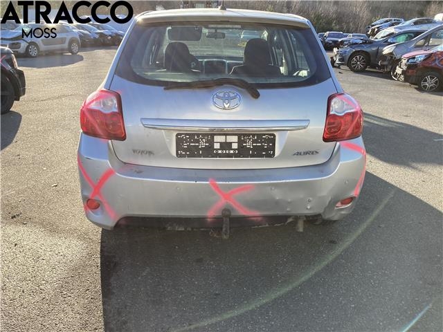 Toyota Auris 2010-2012 (Type I, Fase 2) , Motorkode: 1ND-TV, Girkassekode: Automat