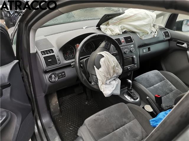 VW Touran 2010-2015 (Type I, Fase 3) , Motorkode: CFJB, Girkassekode: Automat