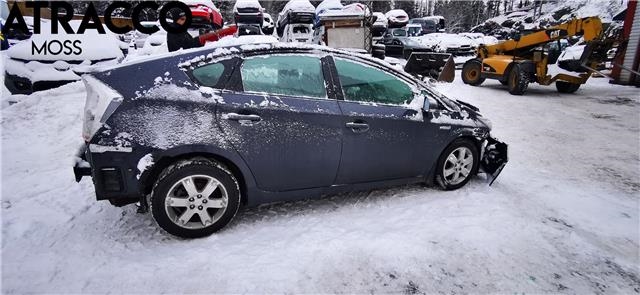 Toyota Prius 2009-2016 (Type III) (COMBI) (COMBI), Motorkode: 2ZR-FXE, Girkassekode: AUTOMAT