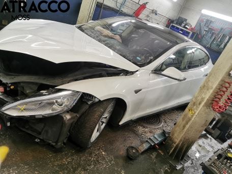 Tesla Model S 2013-2016 (Fase 1) , Motorkode: L1S, Girkassekode: Automat