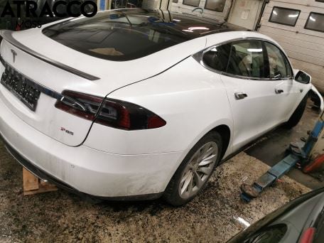 Tesla Model S 2013-2016 (Fase 1) , Motorkode: L1S, Girkassekode: Automat